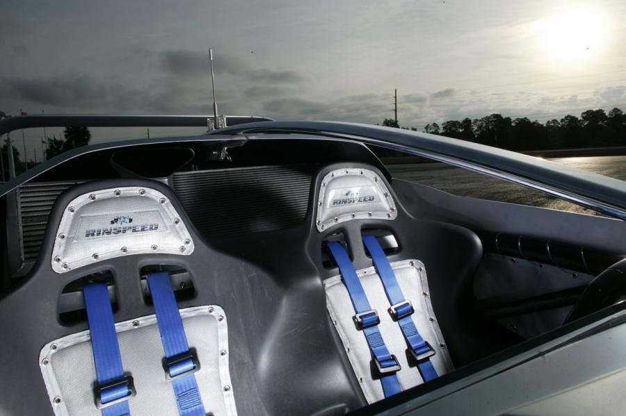 Интерьер Rinspeed Splash Concept 2004 года  (фото 39 из 42)